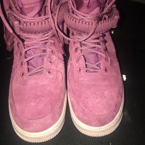 Nike SF AF1 FIF size 9.5 in women & 7.5 in men